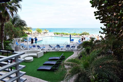 Pool and beach together