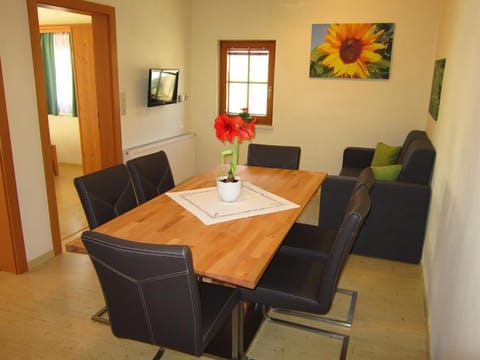 Apartment / 2 bedrooms / apartment 2 - good Neusess Farm Stay in Carinthia, Austria