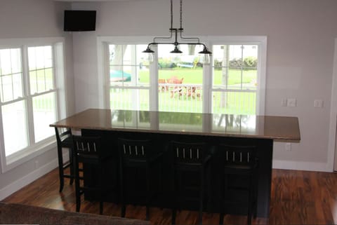 Elevated island w/ seating for 10