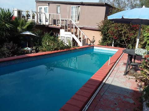 Hermoso departamento con alberca y vista