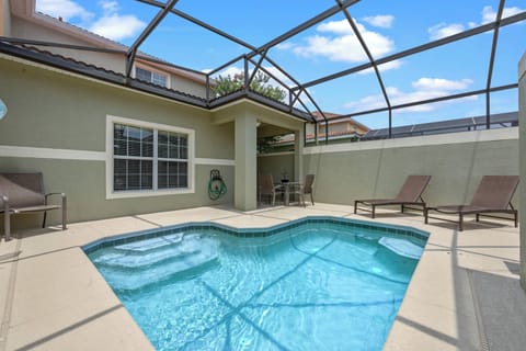 Private Pool 