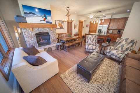 Luxury Ski-in Ski-out condo at Lone Eagle!