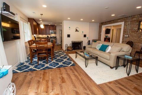 Main Level | Living Room