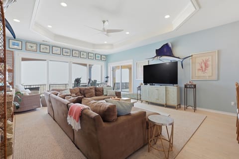Furniture, Indoors, Living Room, Room, Screen