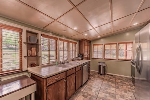 Fully stocked kitchen ready for home-cooked meals or casual snacks.