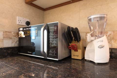 Luxury 1 BR Beach Apartment with Full Sea View Apartment in Ajman