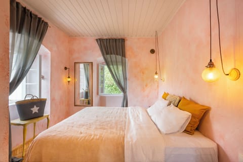 Comfortable bedding in a quiet bedroom