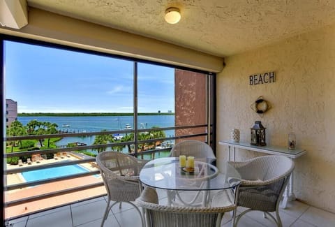 Lania overlooking bay and pool.