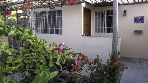 Welcome to your Caribbean home Mi Casa es Su Casa (please be respectful)