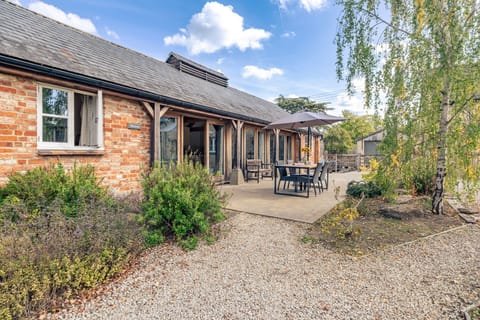 Blossom Barn - StayCotswold