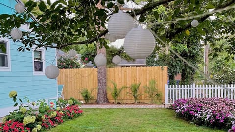 Welcome to the magic of Chicago St. in Dewey Beach! Ocean is a 5 min walk.