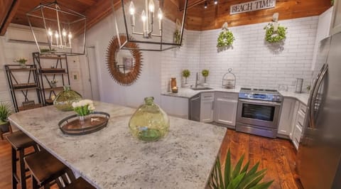 This beautiful kitchen, featuring granite countertops, is fully equipped with everything you need for a perfect holiday.