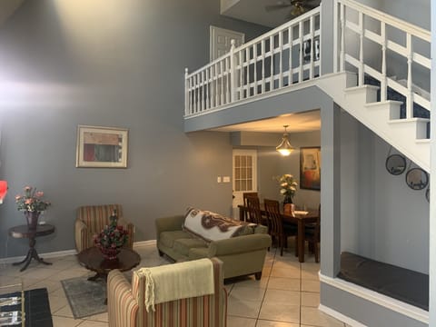 Cathedral ceiling at the entrance spacious floor plan