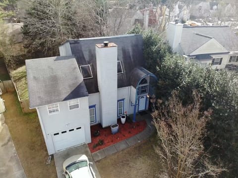 2200 square feet with private backyard