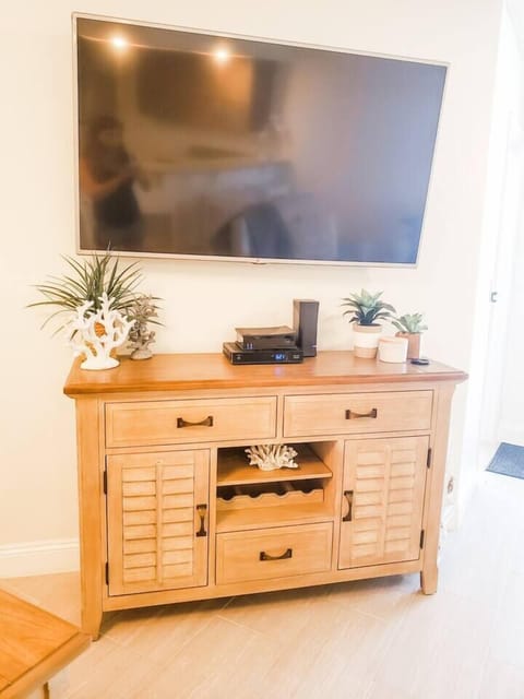 Living Room LG Cable TV