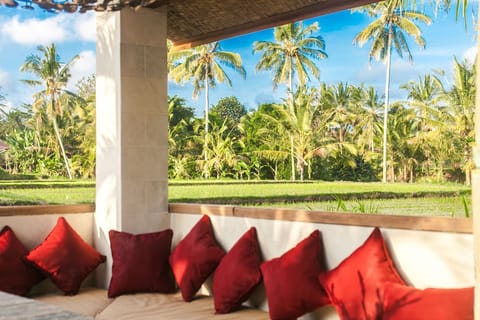 Stunning 3 bed Villa with private pool