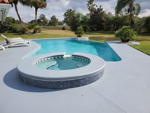 Spa and Infinity Pool