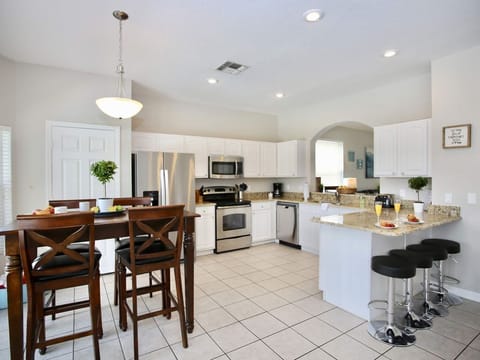Fully Stocked Kitchen