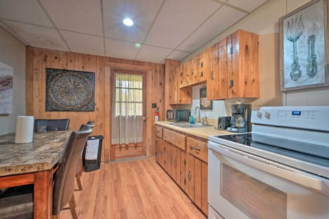 Kitchen | Drip Coffee Maker | Microwave