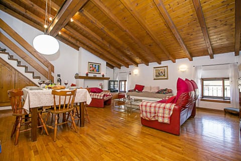 Living and dining room