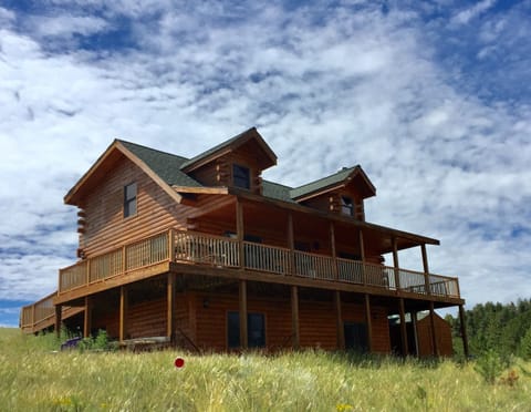 Paul's cabin is set atop a hill to offer unrivaled views of the mountains. 