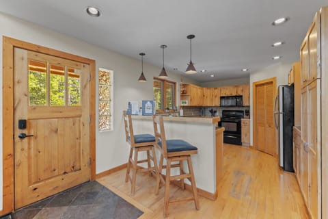 Don't cook, pull up a stool and be inspiration!