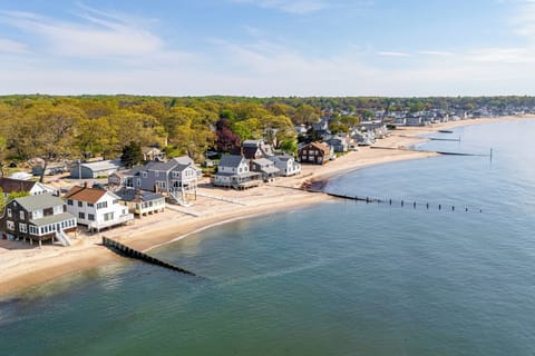 Old Lyme Vacation Rental | 3BR | 1BA | Stairs Required | 850 Sq Ft