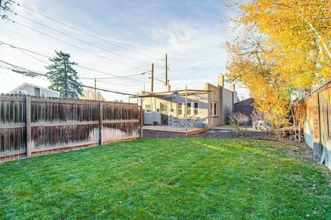 Denver Vacation Rental | 2BR | 1BA | Steps Required | 875 Sq Ft