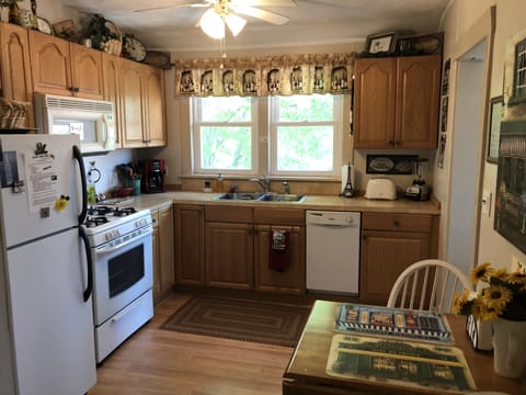 Fully stocked and outfitted for the gourmet cook