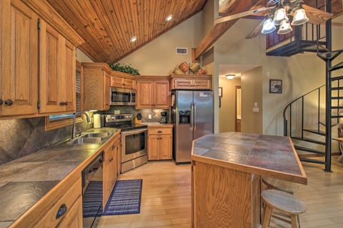 Kitchen | Cooking Basics | Dishware/Flatware