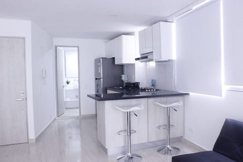 APARTAMENTO NUEVO FRENTE A EL MAR