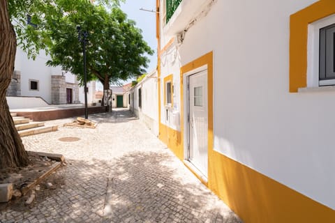 Santiago Refuge: Front door