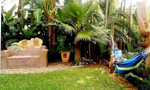 Unwind in the tropical garden