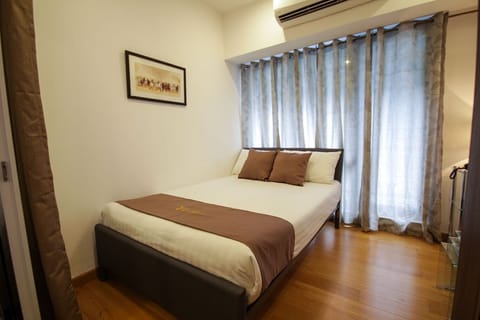 Luxurious 1BR Superior in Central Makati
