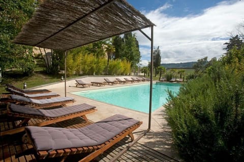 TUSCANY FOREVER  3 BEDROOMS, 2 BATHROOMS ,SWIMMING POOLS TERRACE TENNIS .TUSCANY FOREVER Boutique holiday rental 