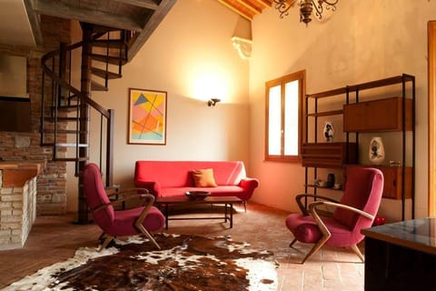 TUSCANY FOREVER RESIDENCE VILLA FAMIGLIA FIRST FLOOR APARTMENT no.7
Boutique holiday rental in Volterra