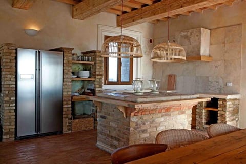 TUSCANY FOREVER RESIDENCE PRIVATE VILLA VII TEMPO Kitchen