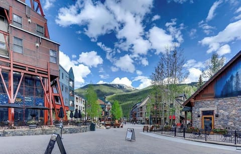River Run Village