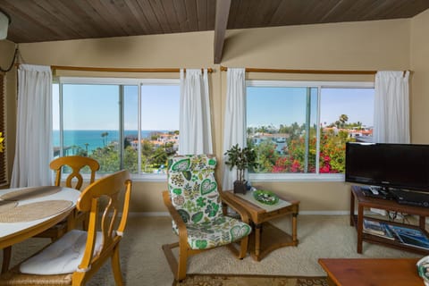 Four  huge windows with breeze and views