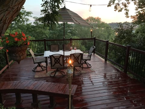 Enjoy breakfast, lunch or dinner on this stunning deck