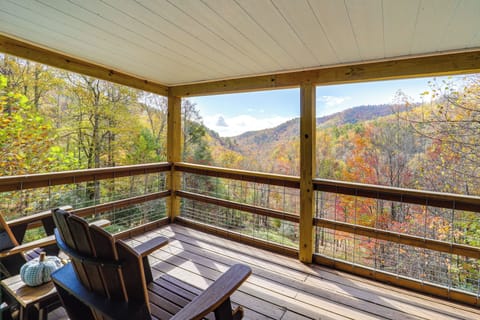 Furnished Deck | Gas Grill