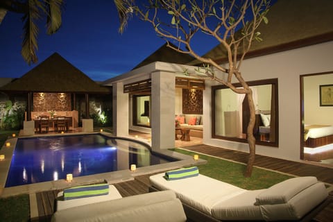  Two Bedroom Villa - Night