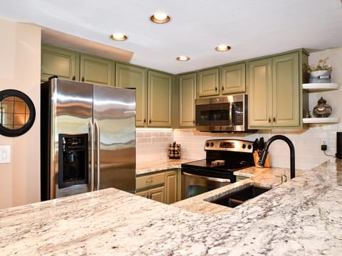 Granite counters and 2 additional seats.