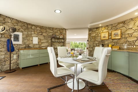 Kitchen and dining area