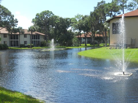 Breathe easy beside the lake with sparkling fountain views.