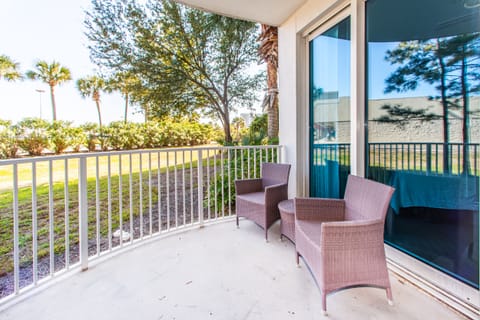 Welcome to Palms Resort 1106