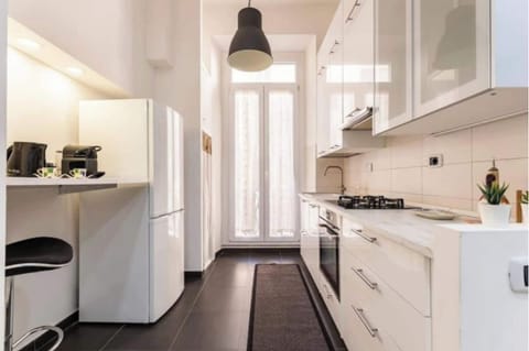 Kitchen fully equipped - dish washer/ Oven / big Fridge / Coffe maschine etc