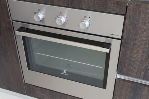 Oven