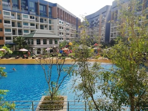 Large 1 BR Apartment Laguna Beach 2