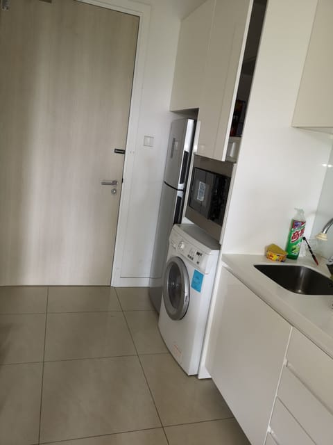 washing machine  and refrigerator 